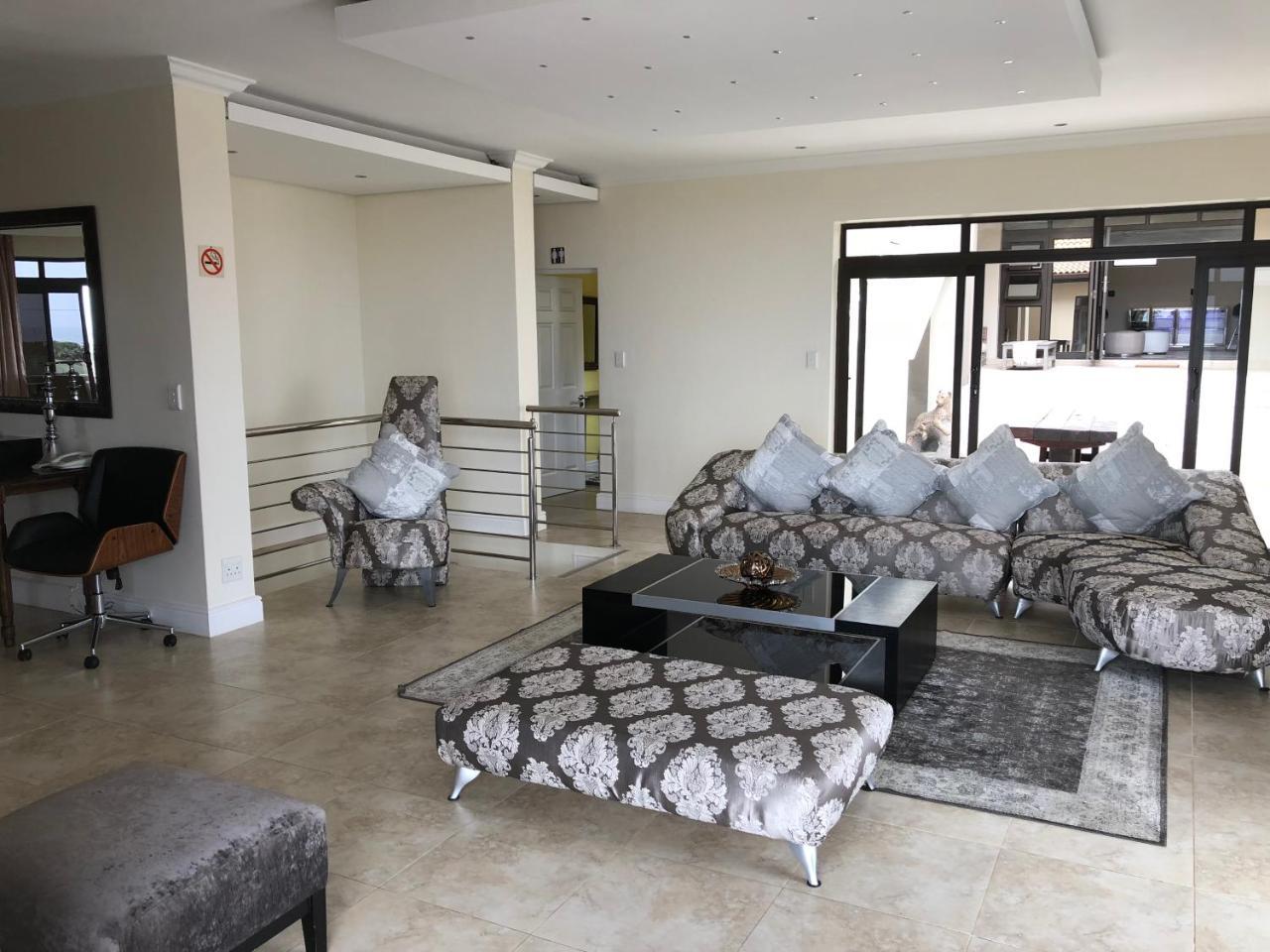 Coral Beach Bed & Breakfast East London Exterior photo
